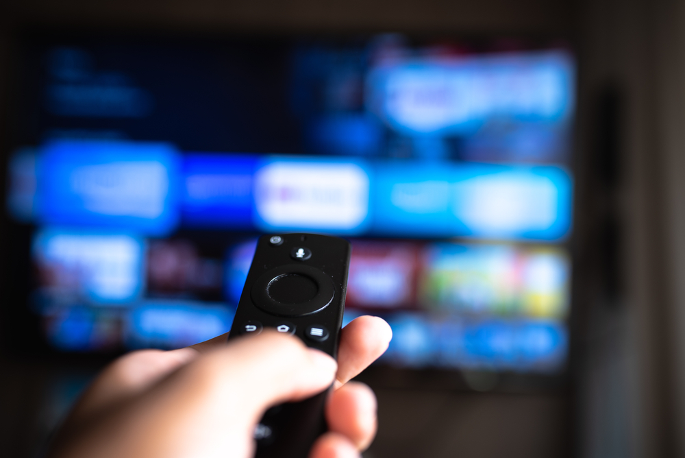 Κι όμως, μπορείτε να μετατρέψετε την τηλεόρασή σας σε Smart TV - Shopflix  Blog