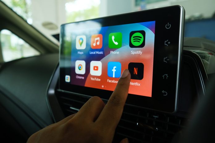Android Auto: Τι είναι και γιατί αξίζει να το βάλεις στο αυτοκίνητό σου;